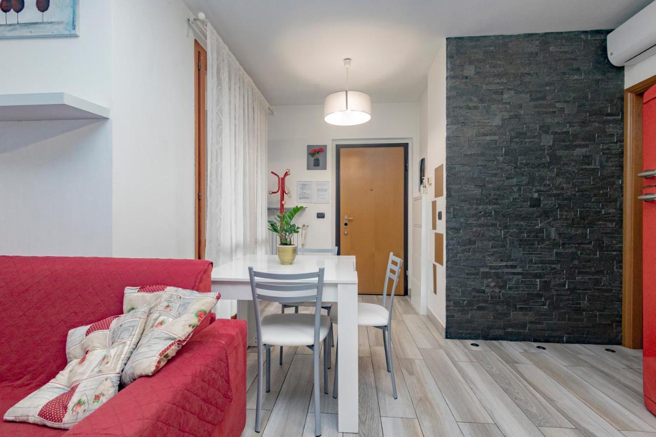 Ferienwohnung Bomboniera Milano Zona Rho Fiera - Bilocale 70Mq Senago Exterior foto